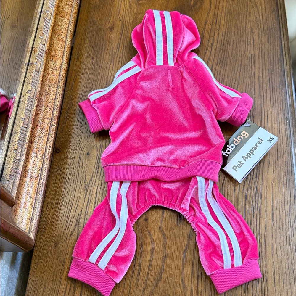 Fabdog Pink velour jogging outfit Pet Hoodie. Size XS. Back length  9-11 inches.